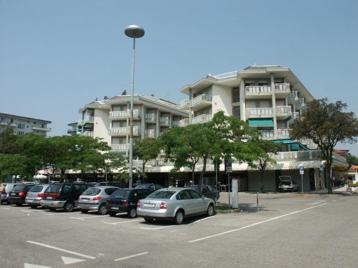 Residence Torino Lido di Jesolo Ngoại thất bức ảnh